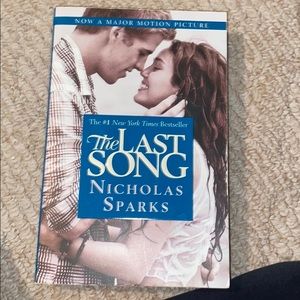 The Last Song by Nicholas Sparks